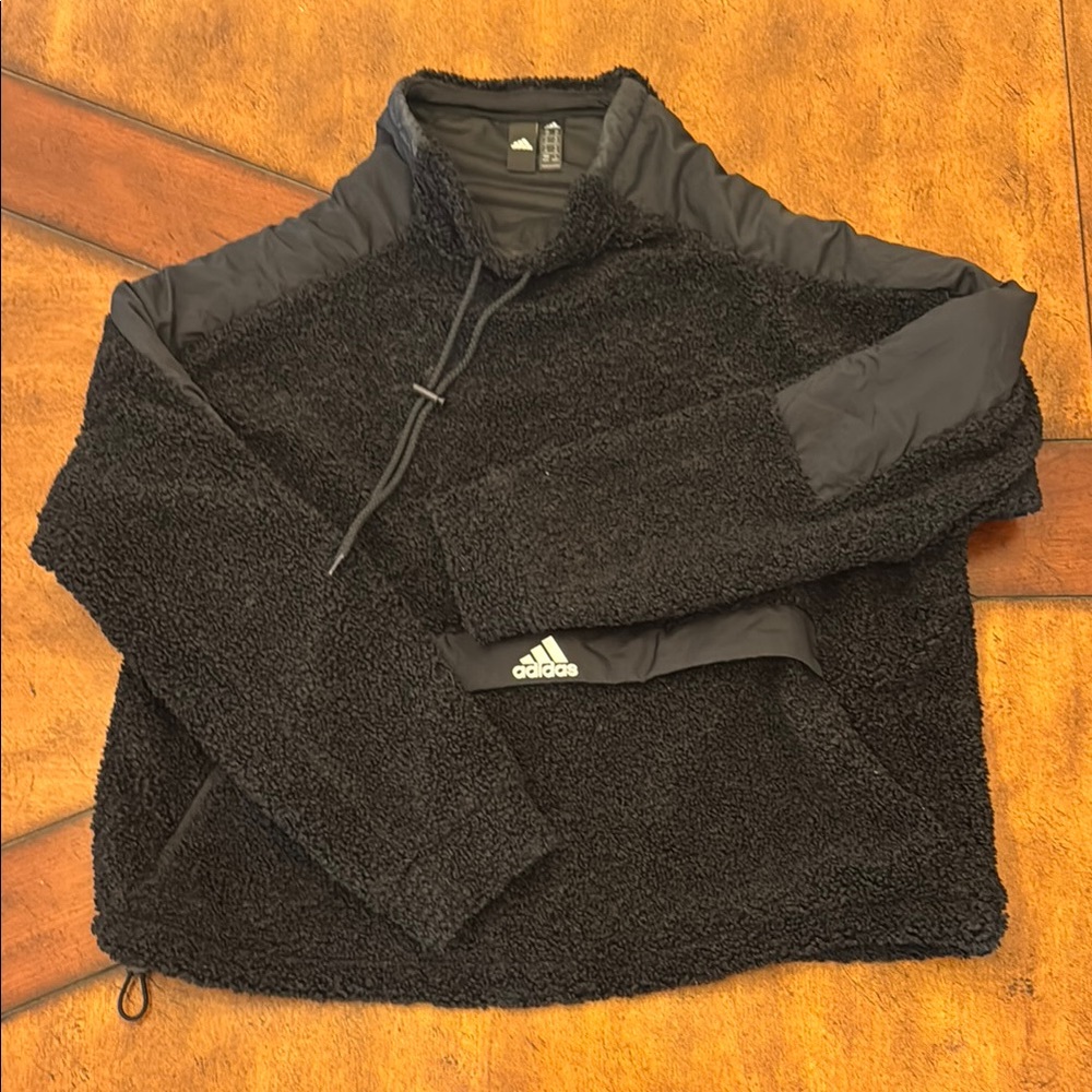 Women’s Cropped Adidas Black Fleece Pullover Size Medium